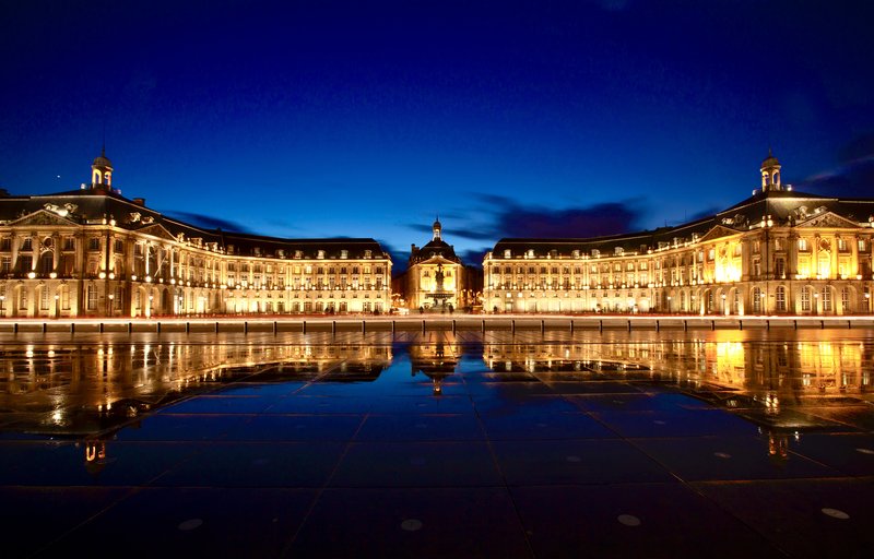 Panorama města Bordeaux