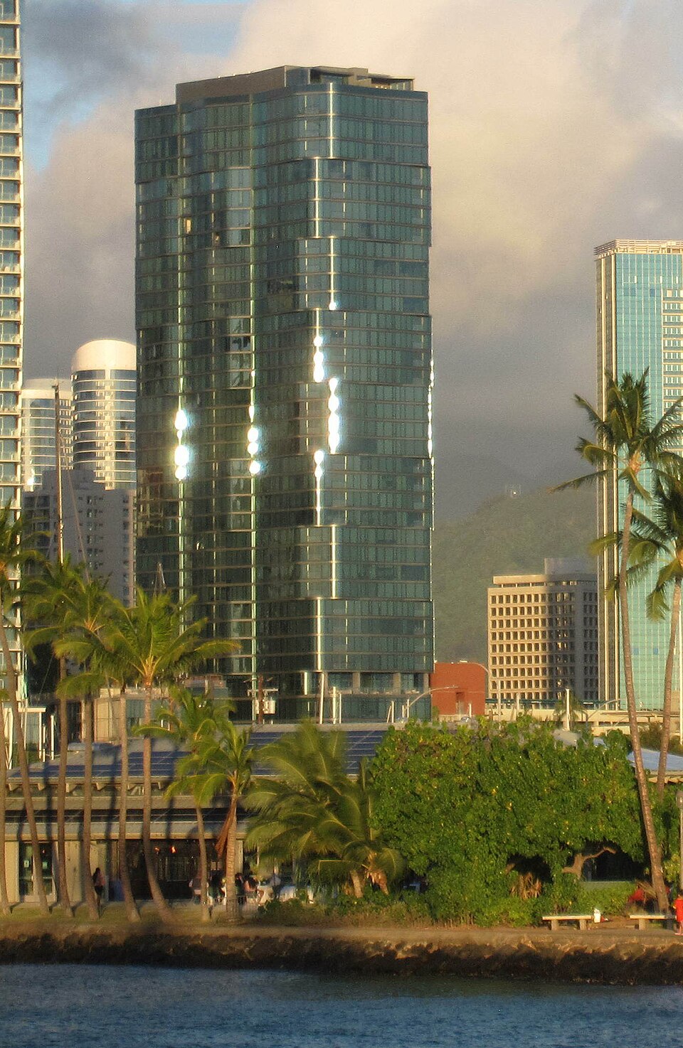 Honolulu, HI — Cost of Living, Housing & Relocation Guide [2026]