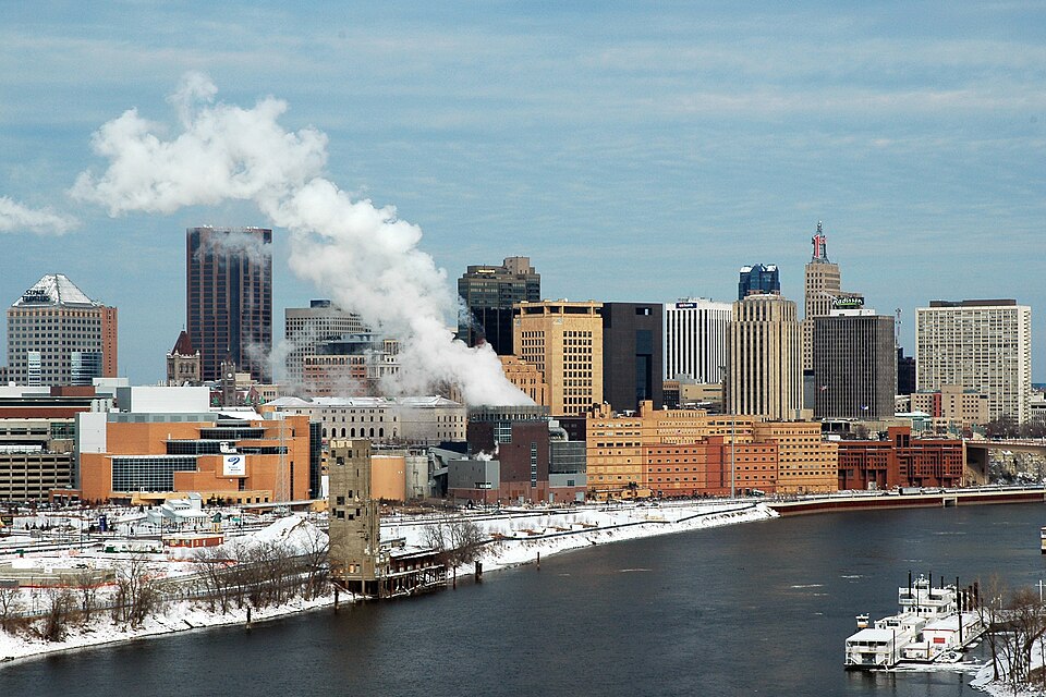 Saint Paul, MN — Cost of Living, Housing & Relocation Guide [2026]