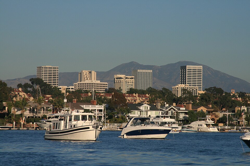 Santa Ana, CA — Cost of Living, Housing & Relocation Guide [2026]