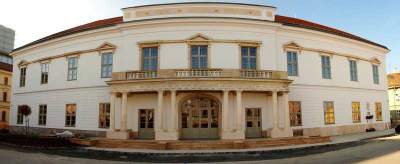 Székesfehérvár天际线